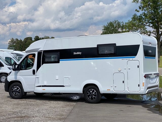 Semi-integrated motorhome Hobby OnTour C 700 GQ MJ25/MARKISE/RFK/SAFETY-PAKET Hobby OnTour C 700 GQ MJ25/MARKISE/RFK/SAFETY-PAKET- Photo 5