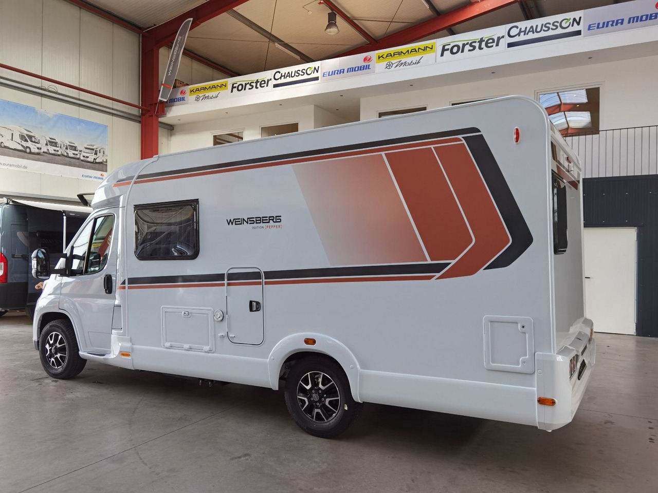 Semi-integrated motorhome Weinsberg CARACOMPACT 600 MF EDITION PEPPER /- MODELL 2025 Weinsberg CARACOMPACT 600 MF EDITION PEPPER /- MODELL 2025- Photo 5