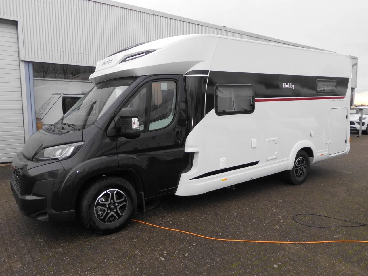 Teilintegriertes Wohnmobil Hobby PRESTIGE T 710 GE 2026 180PS Autom. Voll LED +++ Hobby PRESTIGE T 710 GE 2026 180PS Autom. Voll LED +++- Photo 3