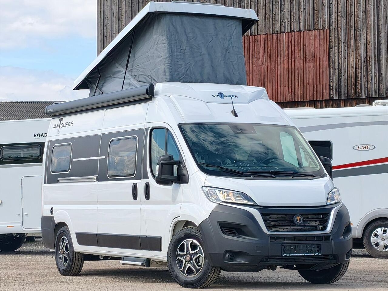 Camper van VANTourer Van 600 L , Aufstelldach,Längsbetten,Automatik VANTourer Van 600 L , Aufstelldach,Längsbetten,Automatik- Photo 3