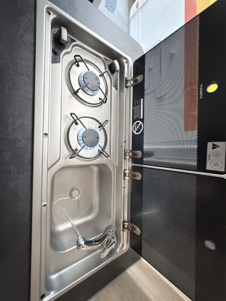 Camper Van Pilote Joa 60G L3H2 2.2 mjet Pilote Joa 60G L3H2 2.2 mjet- Photo 5