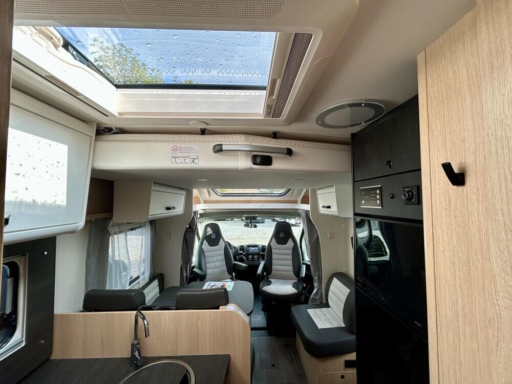 Teilintegriertes Wohnmobil SUNLIGHT Adventure T 68 Fiat- Photo 2