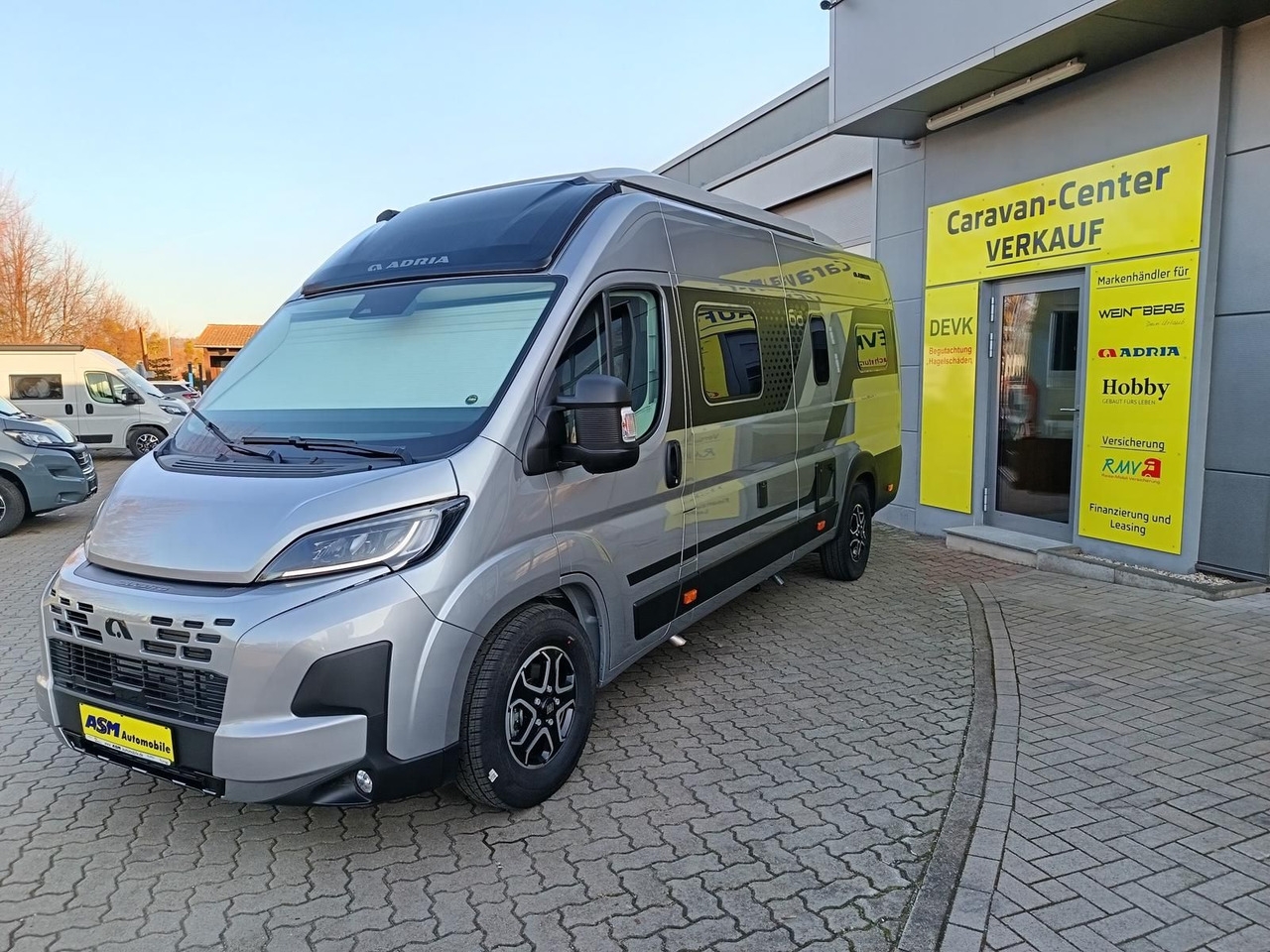 Camper Van Adria Twin "60Y" 640 SGX 4,25MAXI*JUBILEE*AUFSTELLDACH Adria Twin "60Y" 640 SGX 4,25MAXI*JUBILEE*AUFSTELLDACH- Photo 3