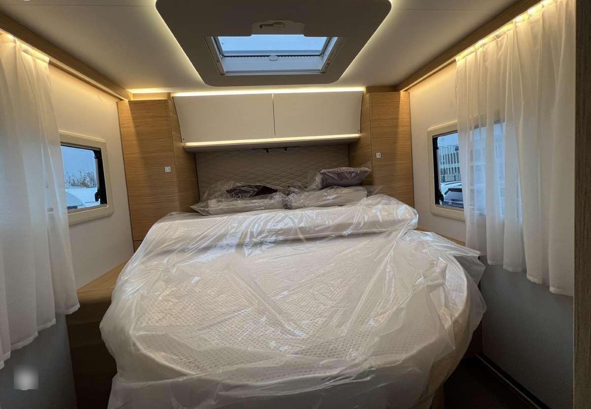 Integrated motorhome Sonic Plus 700DC Sonic Plus 700DC- Photo 2