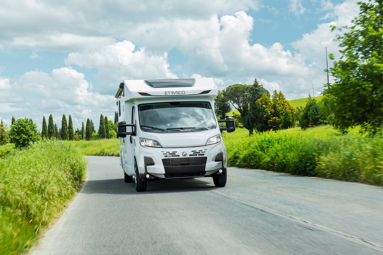 Semi-integrated motorhome T 7.3 QCF T 7.3 QCF- Photo 5