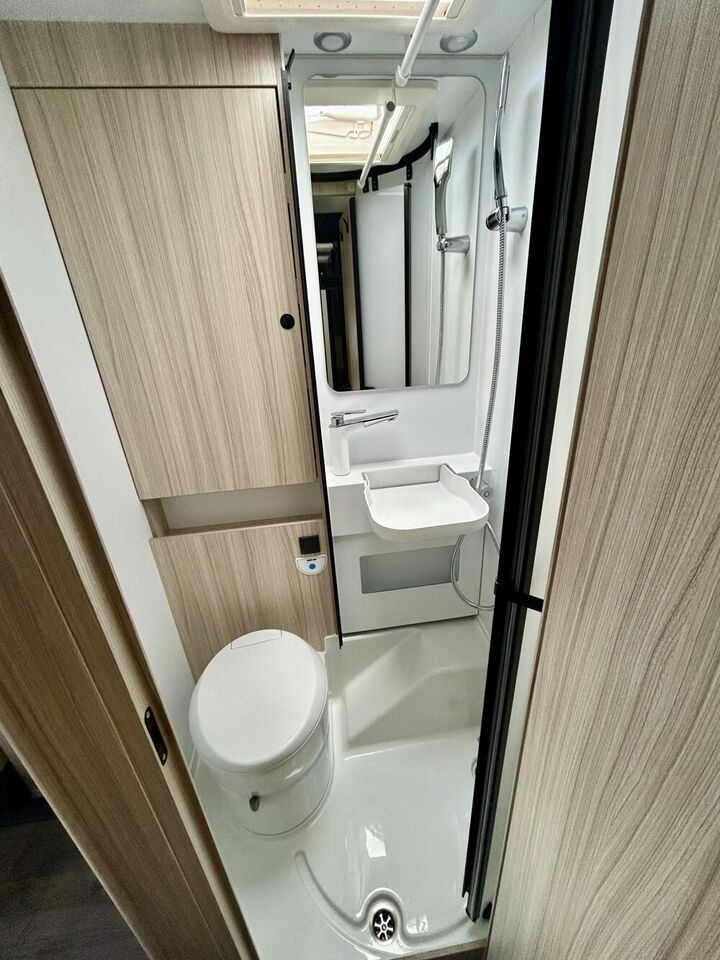 Teilintegriertes Wohnmobil GLUECKSMOBIL T 72DL Glücks Paket- Photo 5