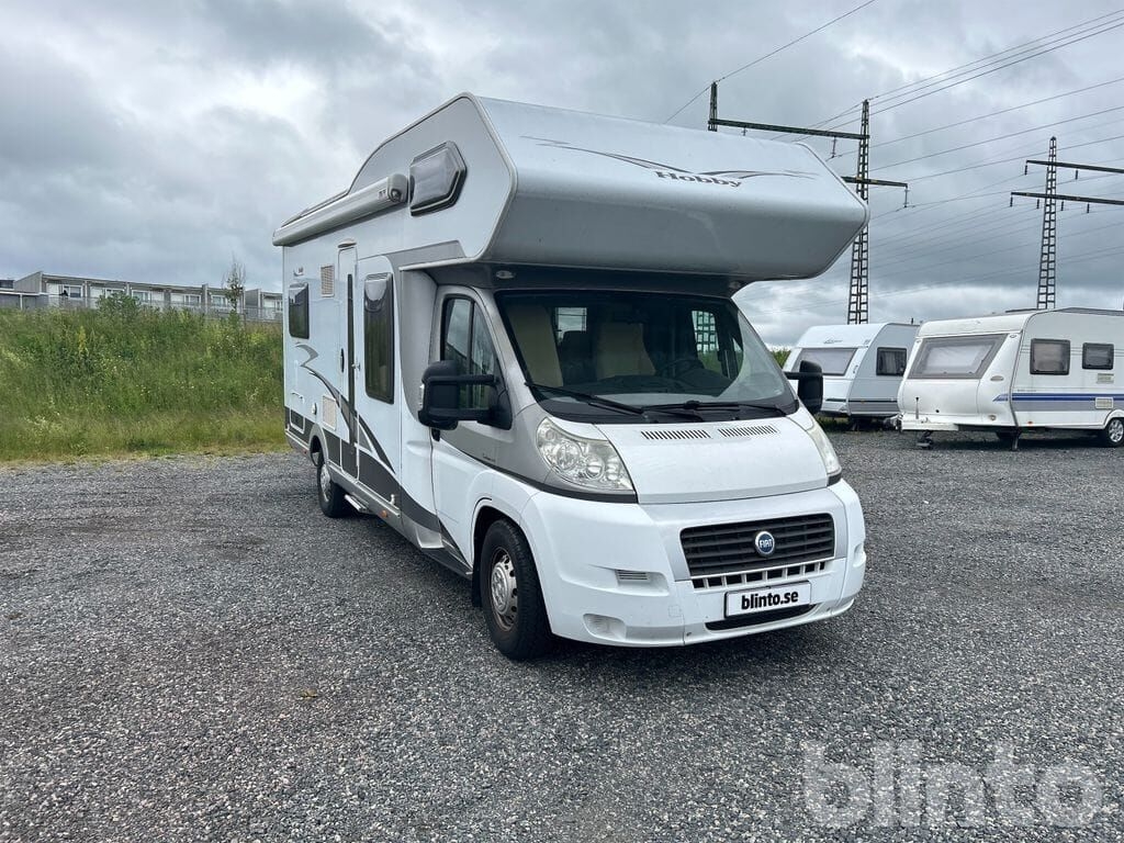 Alkoven Wohnmobil FIAT HOBBY D670 AK FLC FIAT HOBBY D670 AK FLC- Photo 2