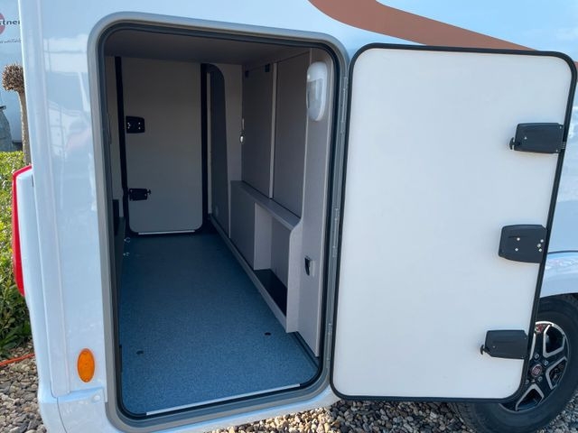 Teilintegriertes Wohnmobil Bürstner Gallery Harmony T689 ab 1,99%effektiver Zinssatz Bürstner Gallery Harmony T689 ab 1,99%effektiver Zinssatz- Photo 5
