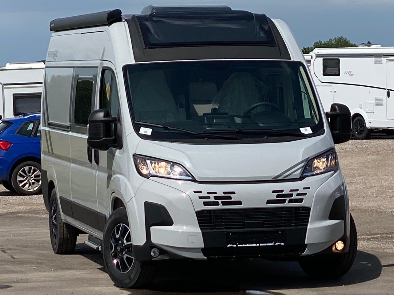 Camper Van LMC INNOVAN PURE 600, Automatik LMC INNOVAN PURE 600, Automatik- Photo 3