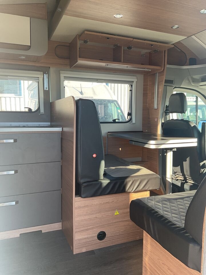 Camper Van Weinsberg Carasuite 650 MF 2.3 Mjet Weinsberg Carasuite 650 MF 2.3 Mjet- Photo 2