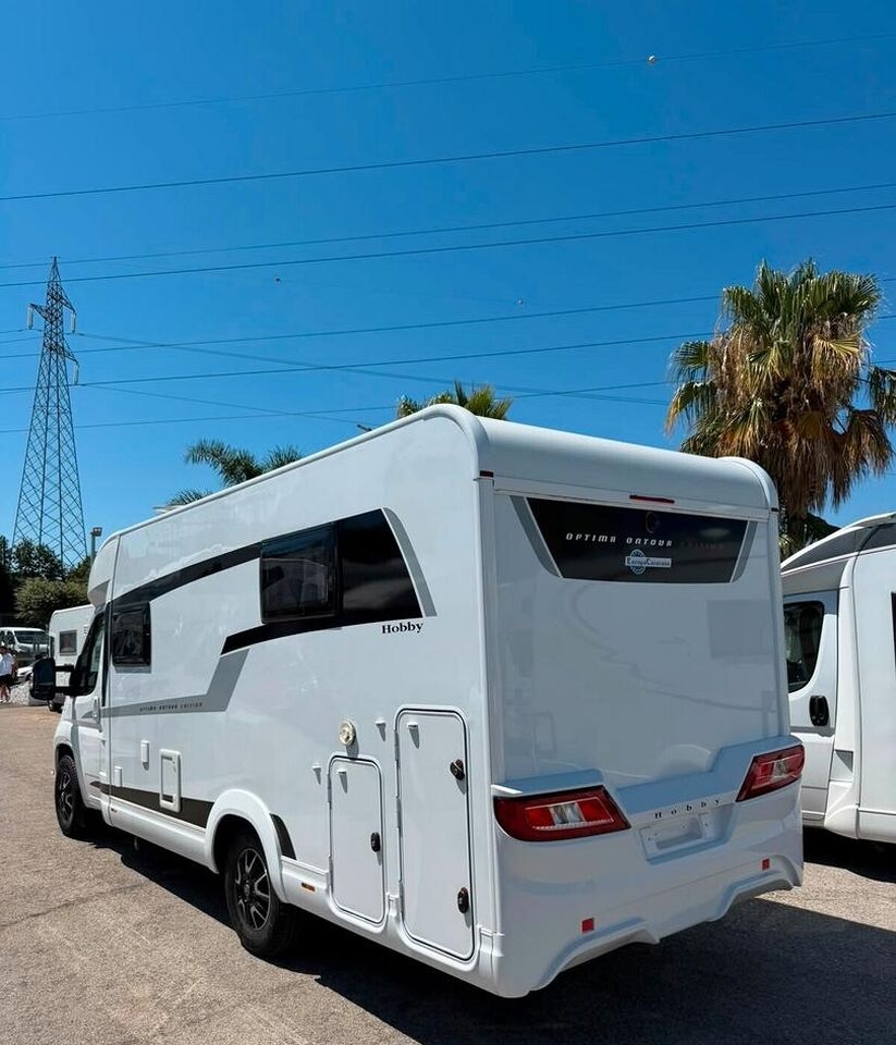 Teilintegriertes Wohnmobil Hobby camper V65 ONTOUR- Photo 2