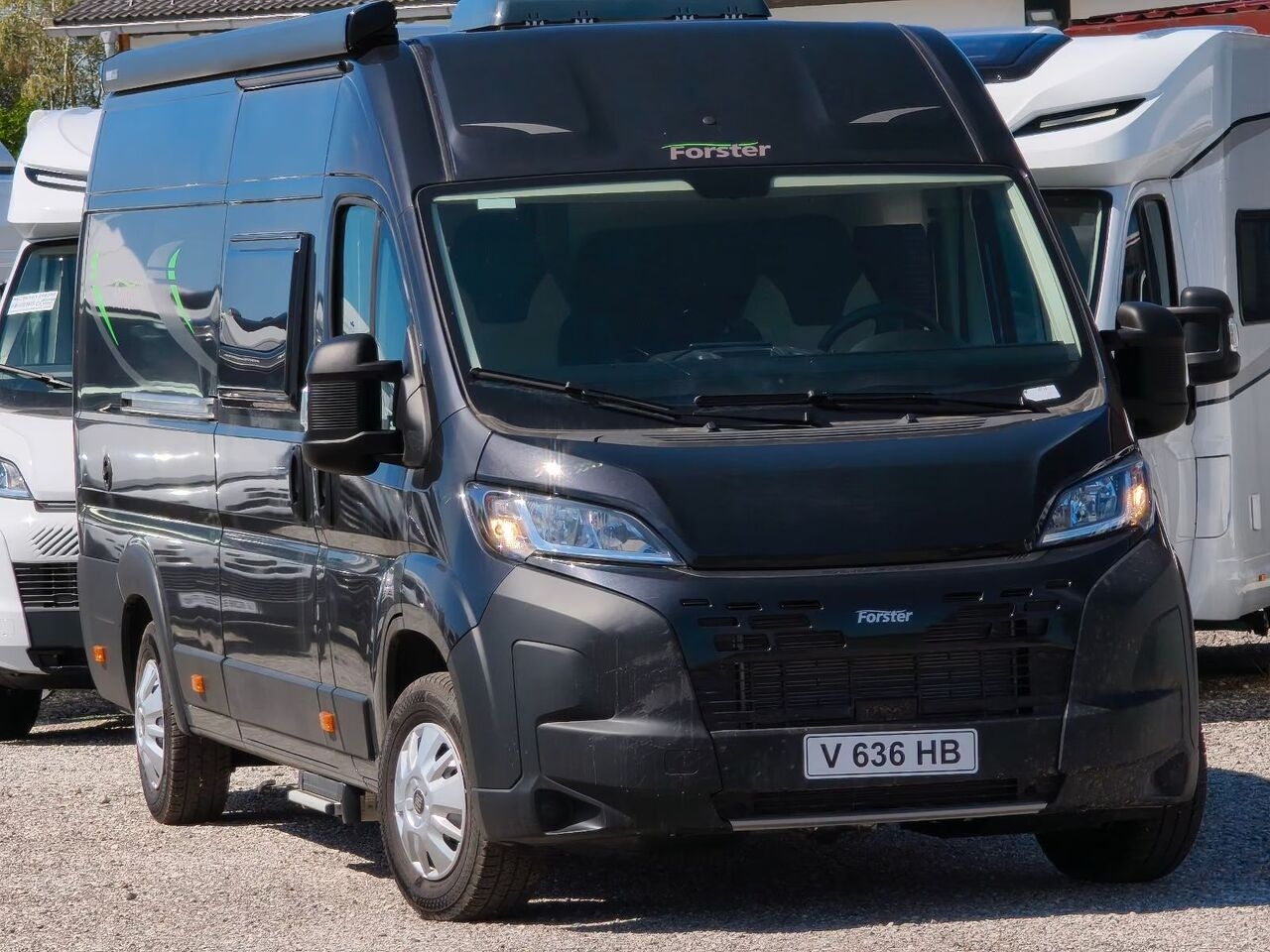 Camper Van Forster V 636 HB Vantasy mit Hubbett, Längsbett,Automati- Photo 2