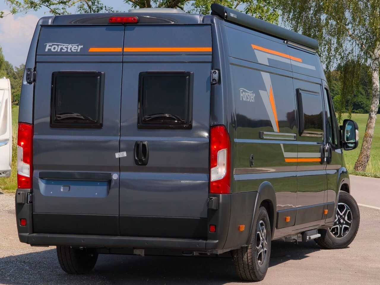 Camper Van Forster 636 Livin Up Pro VIBE Automatik,Längsbetten- Photo 2