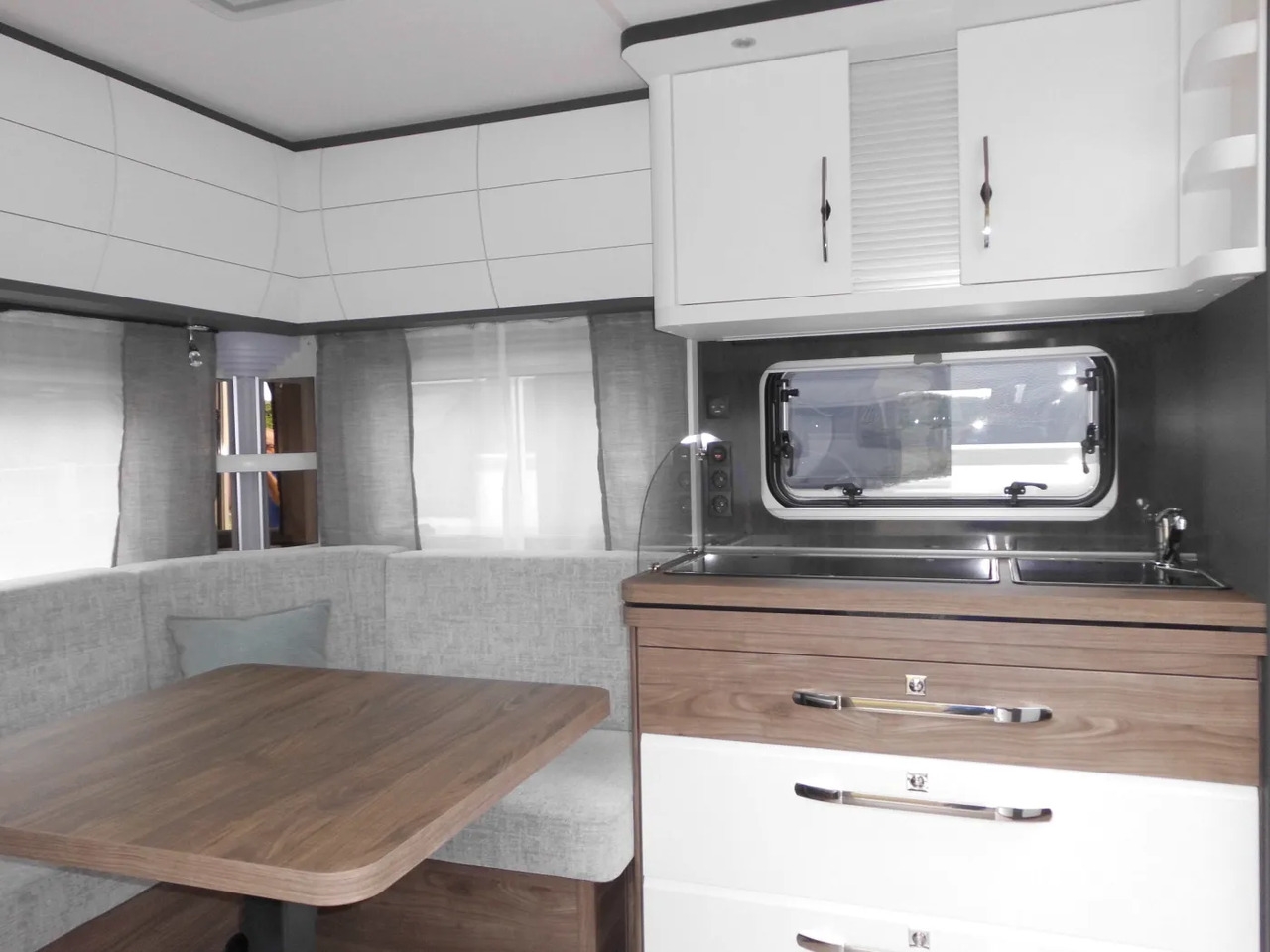 Wohnwagen Hobby Excellent Edition 540 UL 2026 AUTARK TEPPICH 1800kg.++ Hobby Excellent Edition 540 UL 2026 AUTARK TEPPICH 1800kg.++- Photo 5