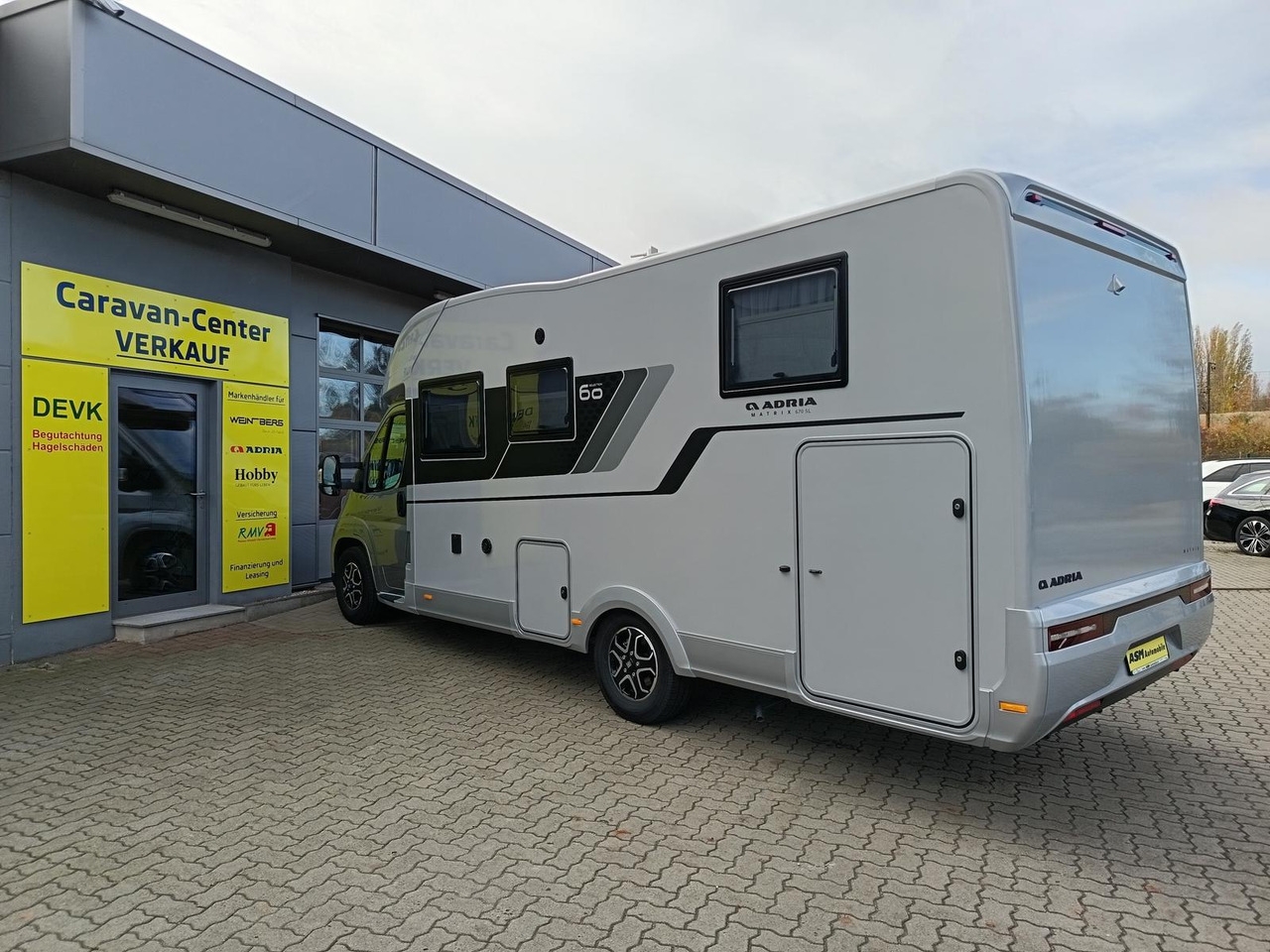 Teilintegriertes Wohnmobil Adria Matrix 60Y 670 SL 4,4t*JUBILEE*MARKISE*LED*NAVI* Adria Matrix 60Y 670 SL 4,4t*JUBILEE*MARKISE*LED*NAVI*- Photo 4