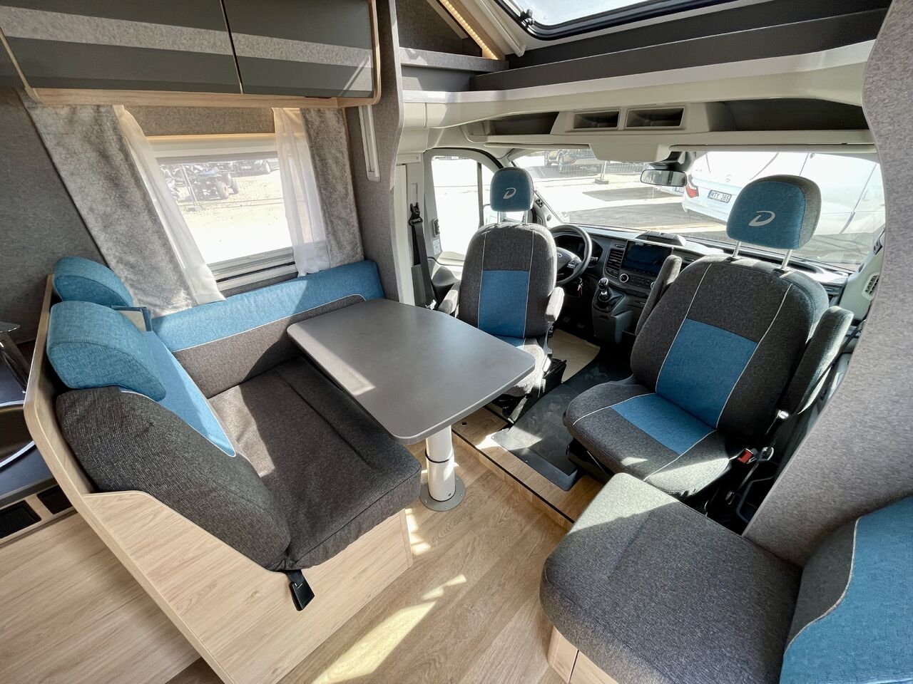 Semi-integrated motorhome Just Go T7055 EB Just Go T7055 EB- Photo 5