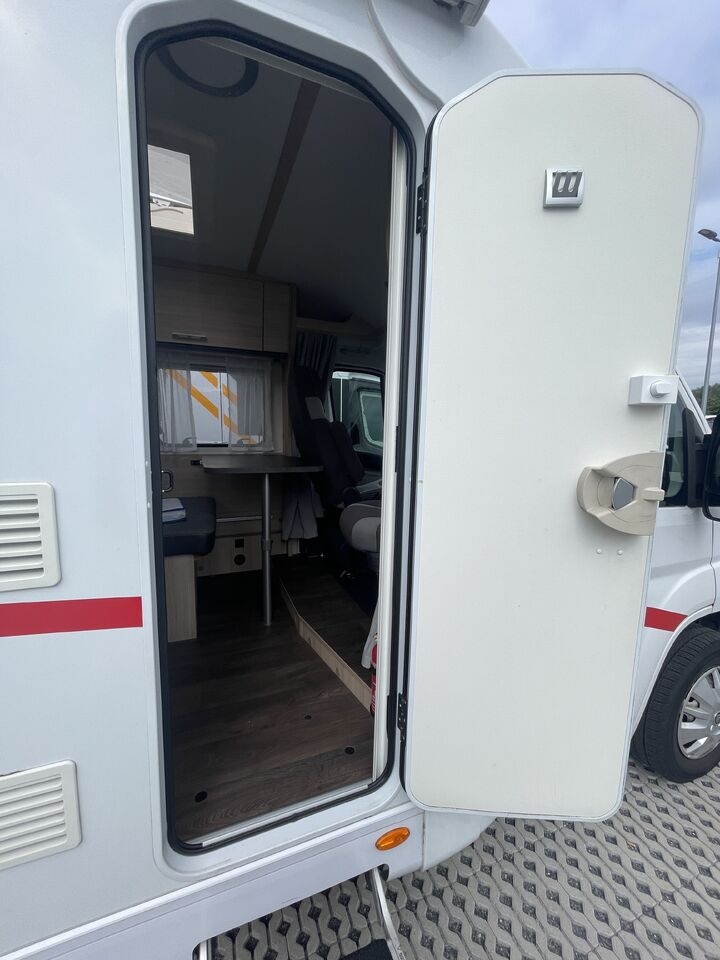 Teilintegriertes Wohnmobil Sunlight VANS V 66- Photo 2