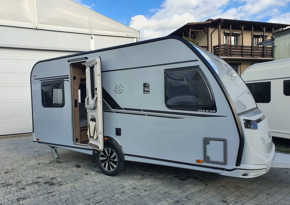 Caravan KNAUS SUDWIND 450 FU BLACK SELECTION KNAUS SUDWIND 450 FU BLACK SELECTION- Photo 4