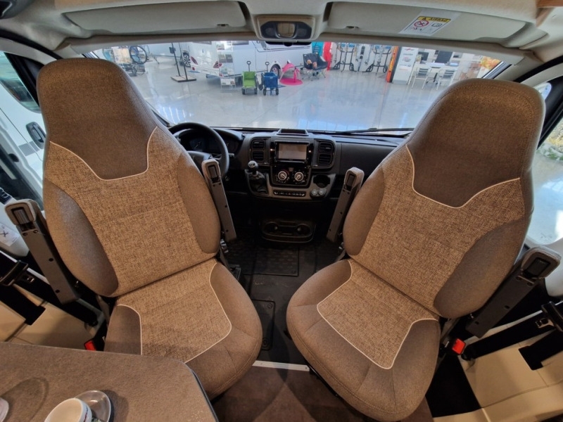 Integrated motorhome Relax 640 LE R Relax 640 LE R- Photo 5