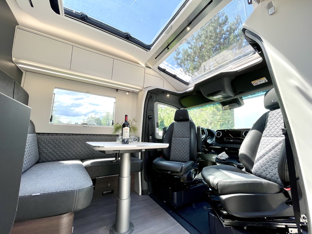 Teilintegriertes Wohnmobil Coral Supreme 650SL Coral Supreme 650SL- Photo 4