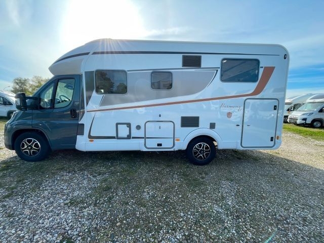 Semi-integrated motorhome Bürstner Lyseo TD 690 *Freistaat Edition*Automatik*2025*- Photo 5
