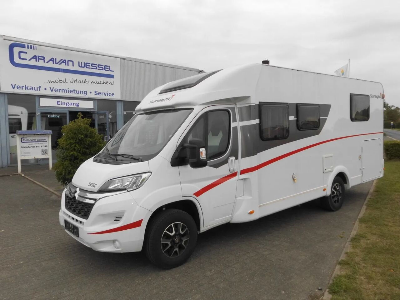 Teilintegriertes Wohnmobil Wohnmobil Sunlight T 69LC- Photo 4