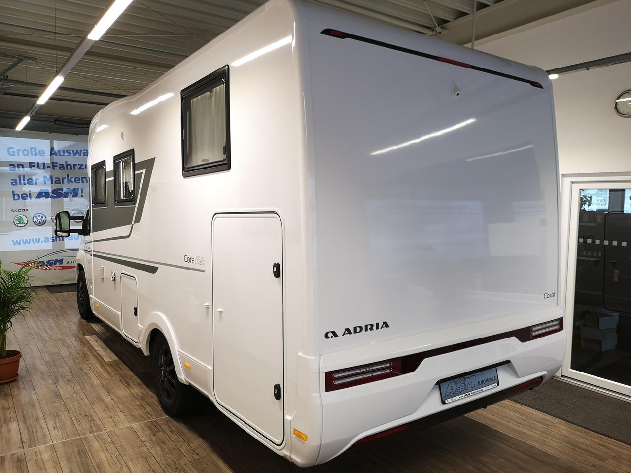 Teilintegriertes Wohnmobil Adria Coral ALL-IN 650 DL*SOLAR*MARKISE*NAVI*SOFORT* Adria Coral ALL-IN 650 DL*SOLAR*MARKISE*NAVI*SOFORT*- Photo 5