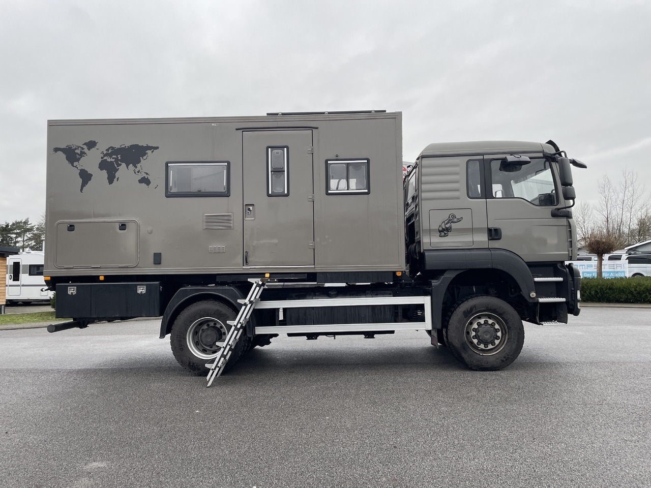 Wohnmobil TGA 18.440 4x4 BLS *Weltreisemobil|Expedition* TGA 18.440 4x4 BLS *Weltreisemobil|Expedition*- Photo 2