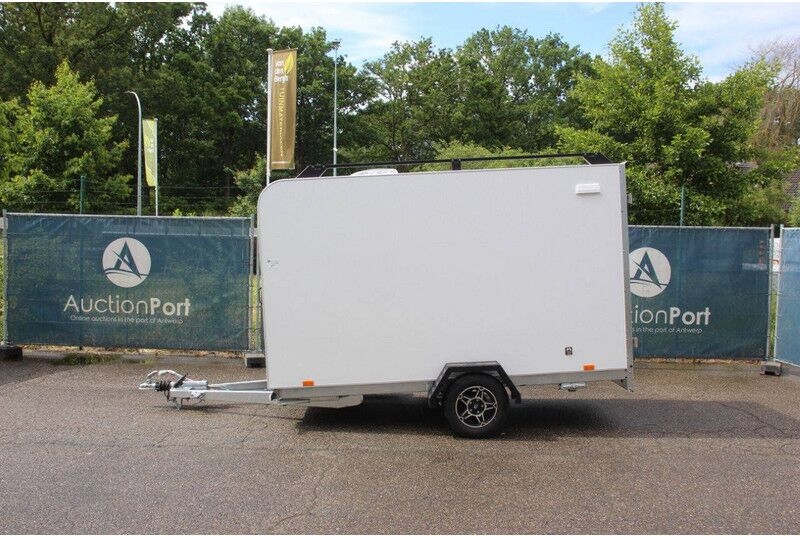 Wohnwagen- Photo 2