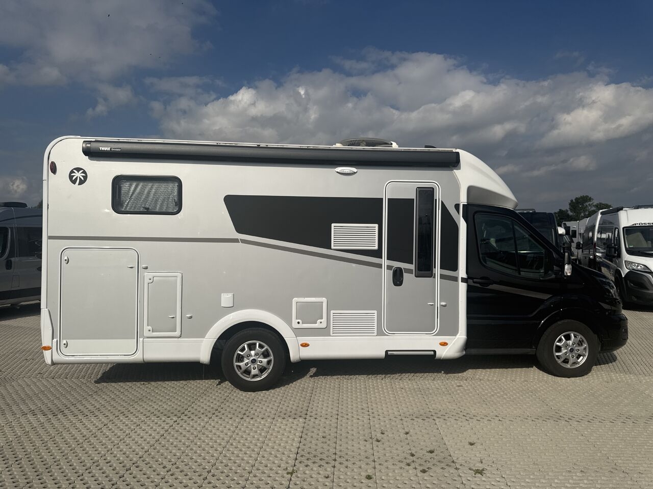 Teilintegriertes Wohnmobil Sunlight FORD ADVENTURE ED T 670S- Photo 2