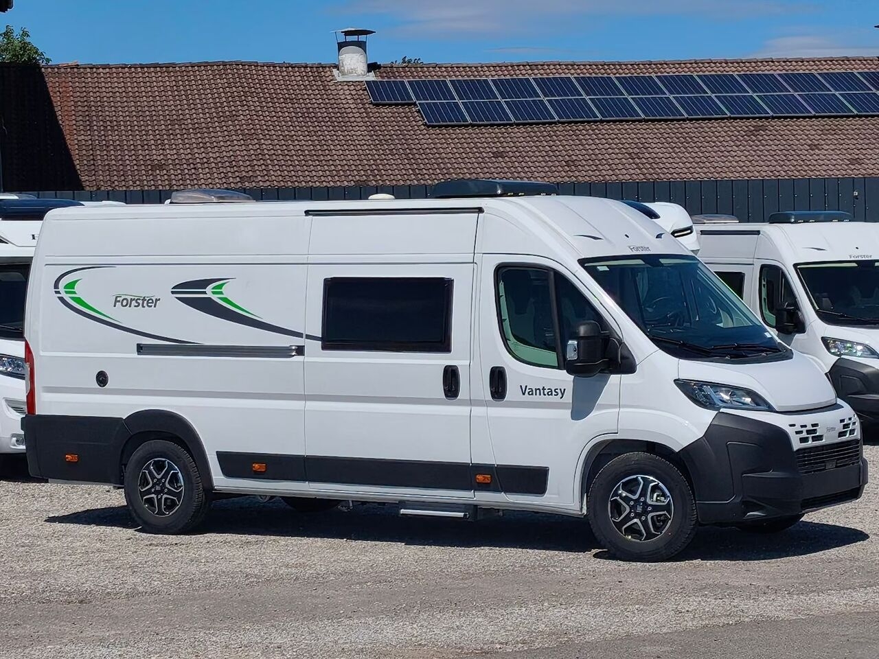 Camper Van Forster V 636 HB Vantasy mit Hubbett, Längsbett,Automati- Photo 4