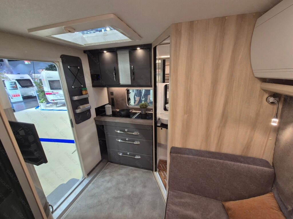 Caravan DE LUXE 460 SL DE LUXE 460 SL- Photo 5