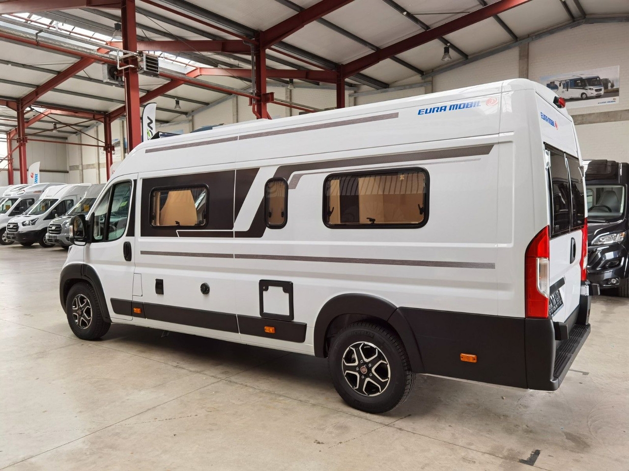 Camper van Eura Mobil VAN 635 EB / 180 PS -9G / EINZELBETTEN Eura Mobil VAN 635 EB / 180 PS -9G / EINZELBETTEN- Photo 5