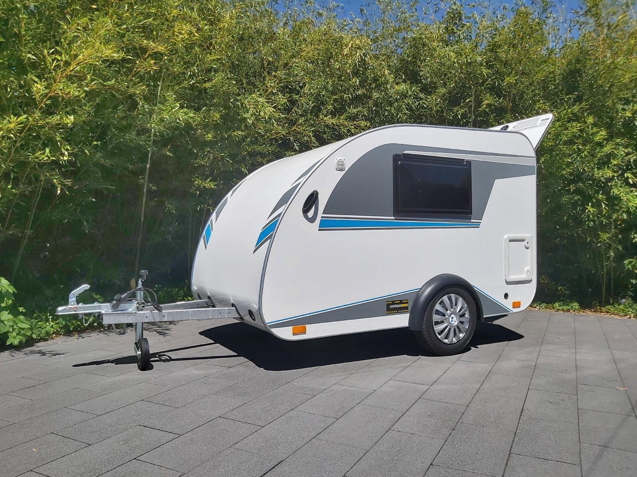 Wohnwagen Mini Camper Mini Tommy TMC25 Basic V1 252x140x121cm Küche 100km/H 750kg ohne Bremse Winter Aktion Mini Camper Mini Tommy TMC25 Basic V1 252x140x121cm Küche 100km/H 750kg ohne Bremse Winter Aktion- Photo 5