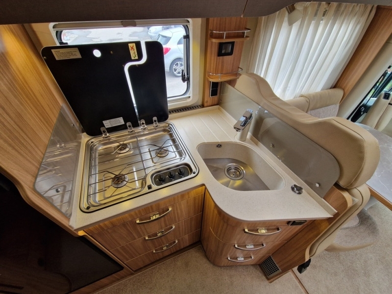 Teilintegriertes Wohnmobil Tramp SL 588 Tramp SL 588- Photo 4