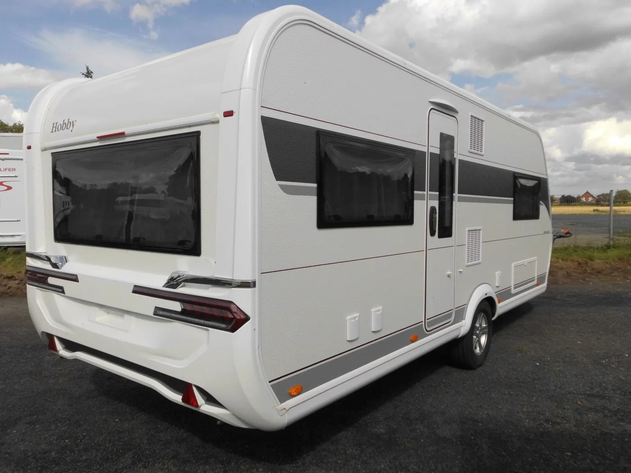 Wohnwagen Hobby Excellent 560 CFe 2025 %Lagerabverkauf% Hobby Excellent 560 CFe 2025 %Lagerabverkauf%- Photo 4