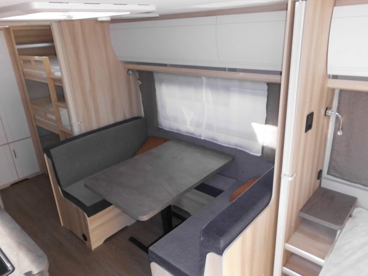 Caravan Hobby De Luxe 545 KMF 2026 3er Autark Backofen uvm.+ Hobby De Luxe 545 KMF 2026 3er Autark Backofen uvm.+- Photo 5