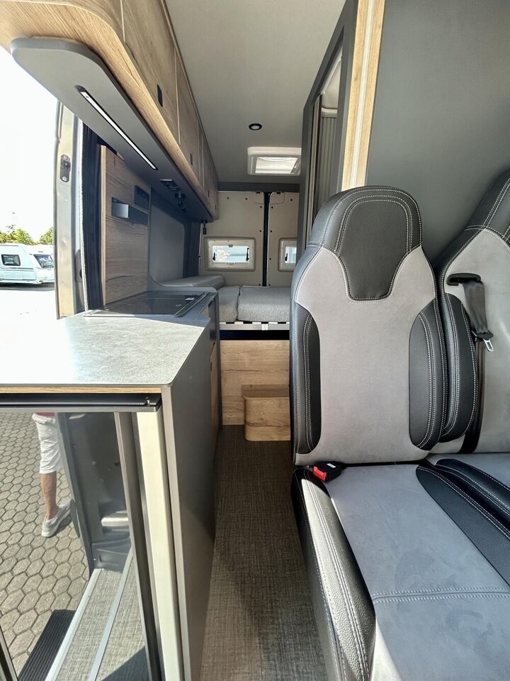 Camper van POESSL Roadstar X Mercedes 190 PS Autarkpaket / Markise- Photo 3