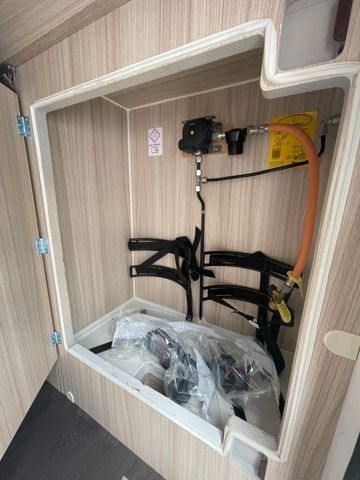 Alkoven Wohnmobil Glücksmobil A 60 SP | Markise,Solar,AHK,TV+Sat.Automatisch- Photo 4
