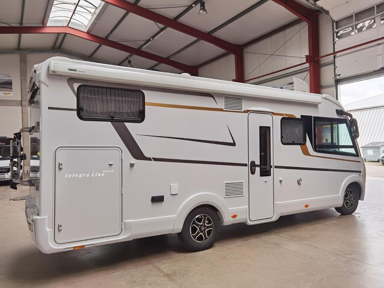 Integriertes Wohnmobil Eura Mobil INTEGRA LINE 720 EF /180PS-9G MAXI/ EINZELBETTEN Eura Mobil INTEGRA LINE 720 EF /180PS-9G MAXI/ EINZELBETTEN- Photo 4