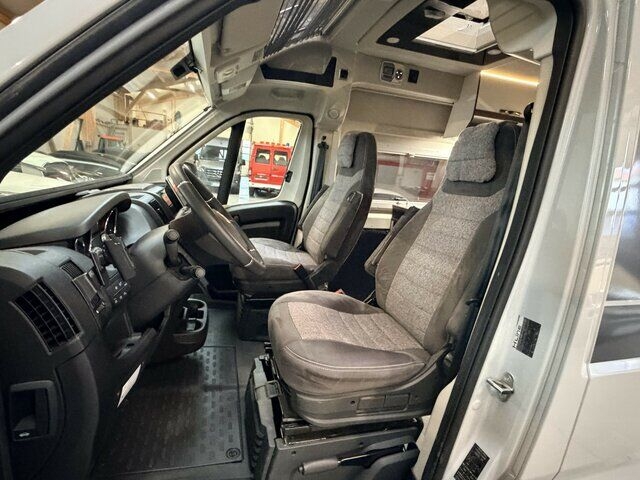 Camper Van Summit Prime 640 Fiat 178 PS Automatik... Summit Prime 640 Fiat 178 PS Automatik...- Photo 3