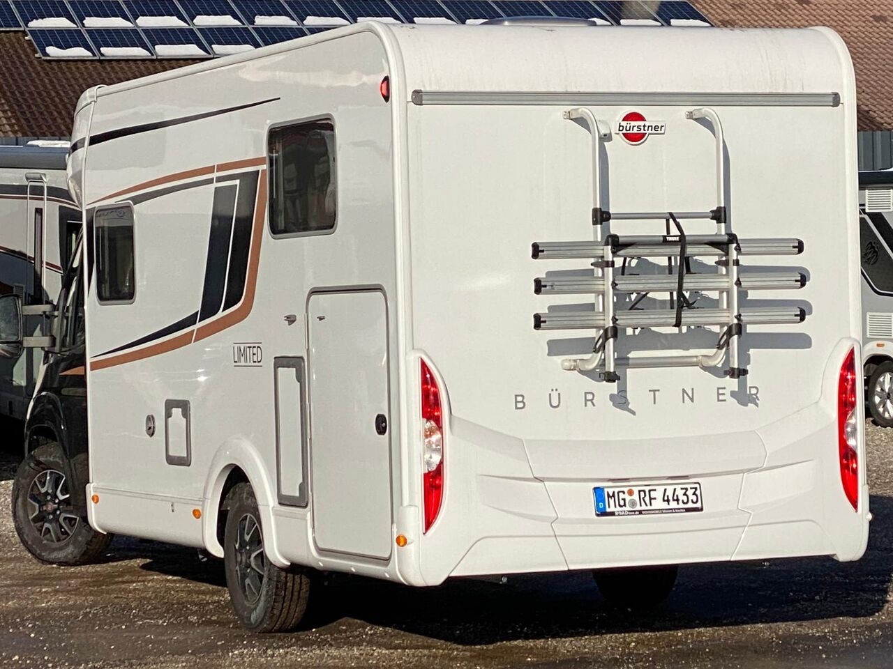 Teilintegriertes Wohnmobil Bürstner Limited T 690 G Riva Loft Bürstner Limited T 690 G Riva Loft- Photo 5