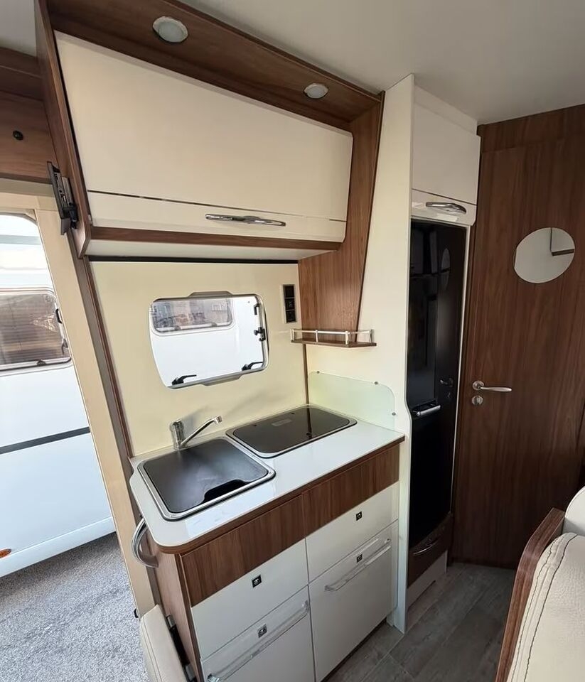Teilintegriertes Wohnmobil Pilote P600 ESSENTIEL camper- Photo 5