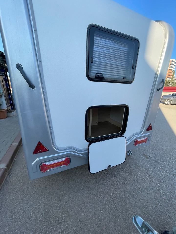 Caravan 414 C (STABLE BED) 414 C (STABLE BED)- Photo 2