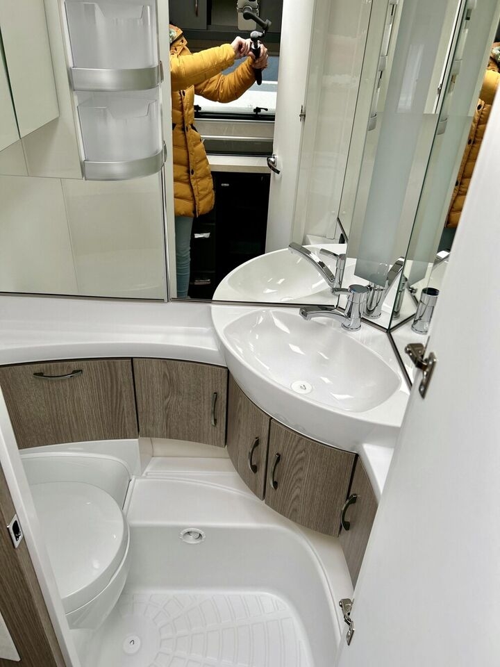 Caravan HOBBY OnTour 460 DL Ambiente + 1500kg + TV Halter- Photo 3