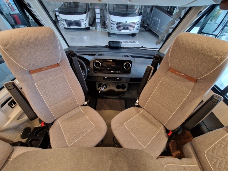 Integriertes Wohnmobil Carthago C2 Tourer I Mercedes 145 RB-LE Carthago C2 Tourer I Mercedes 145 RB-LE- Photo 5