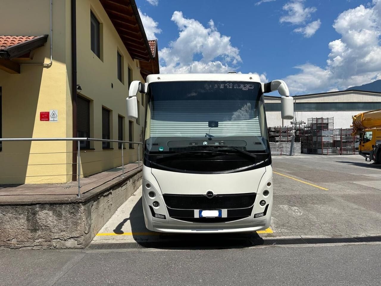 Integriertes Wohnmobil CARTHAGO LINER 82Q PKW CARTHAGO LINER 82Q PKW- Photo 2