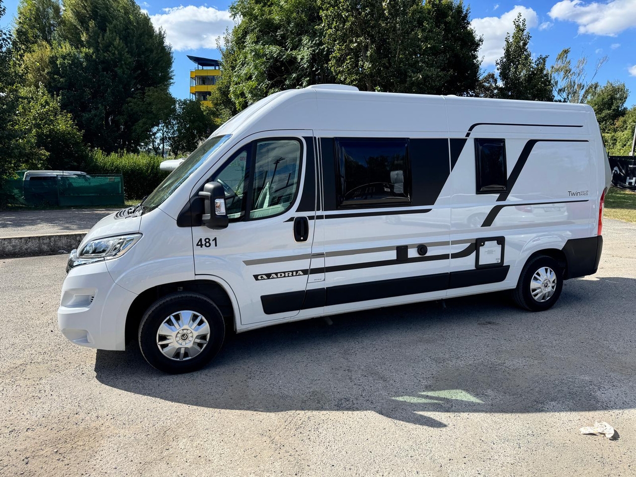 Camper Van Twin 600 SP Twin 600 SP- Photo 3