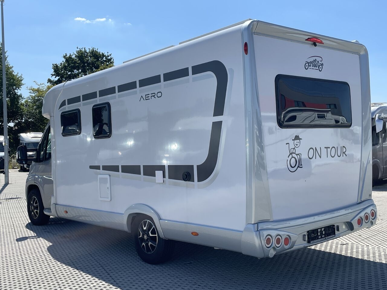 Teilintegriertes Wohnmobil Across AERO 651 CPH- Photo 2