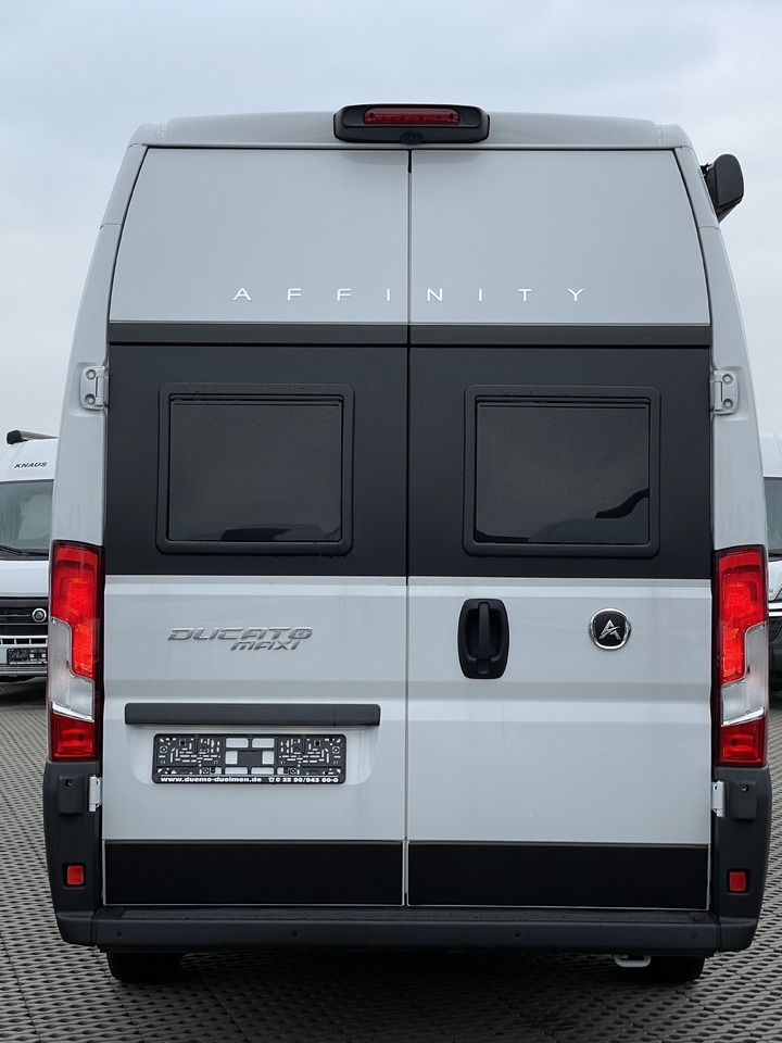 Camper Van Three **180 PS** **AUTOMATIK** Three **180 PS** **AUTOMATIK**- Photo 4